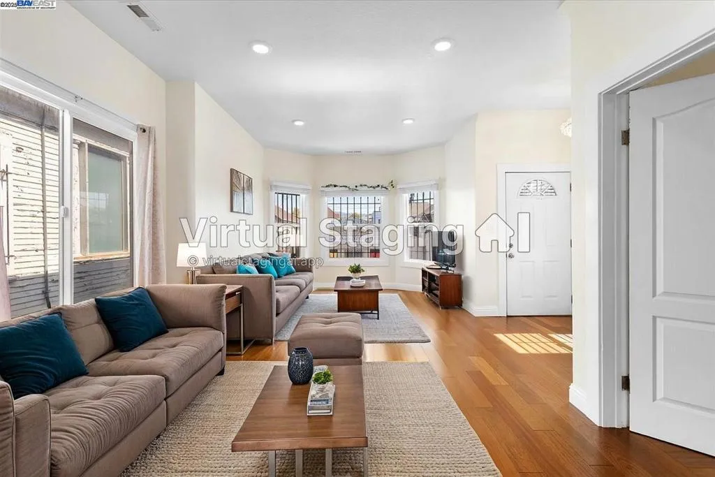 1539 International Blvd, Oakland, California 94606 home-pic-21