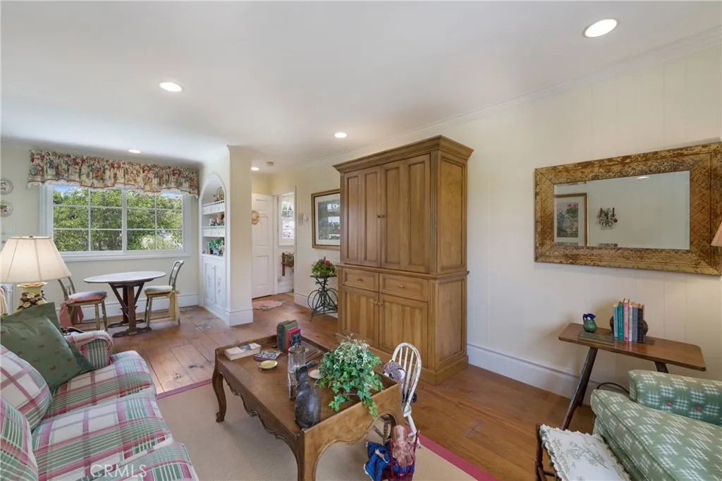 10821 Bronco Circle, North Tustin, California 92705 home-pic-31