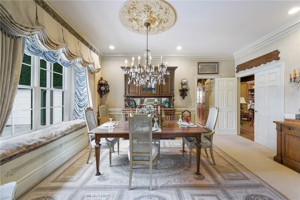 10821 Bronco Circle, North Tustin, California 92705 home-pic-7