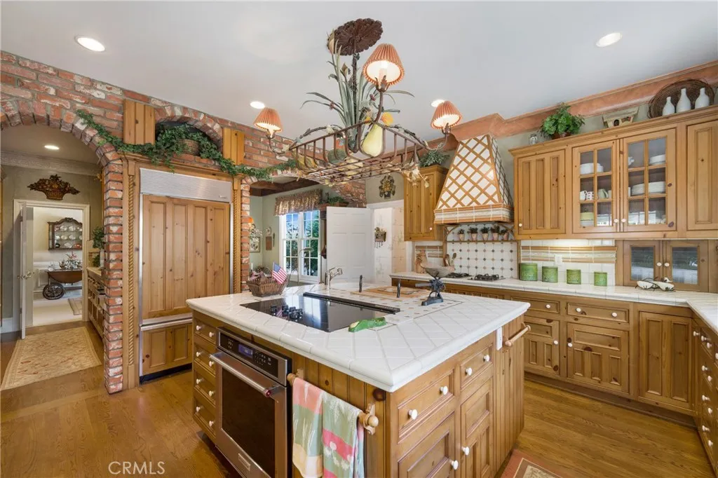 10821 Bronco Circle, North Tustin, California 92705 home-pic-22
