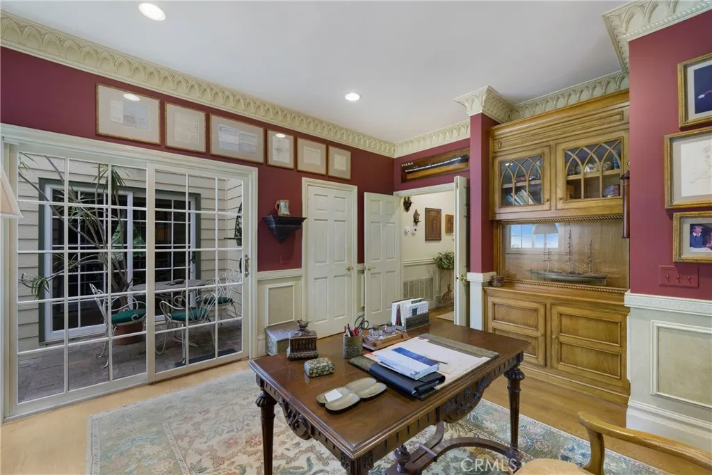 10821 Bronco Circle, North Tustin, California 92705 home-pic-16