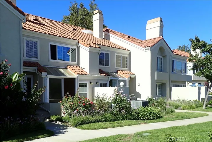 4240 Lost Hills Road 1002, Calabasas, California 91301