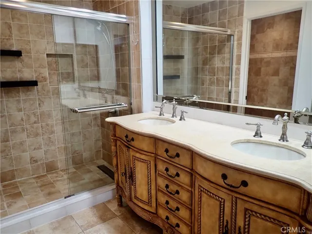 4240 Lost Hills Road 1002, Calabasas, California 91301