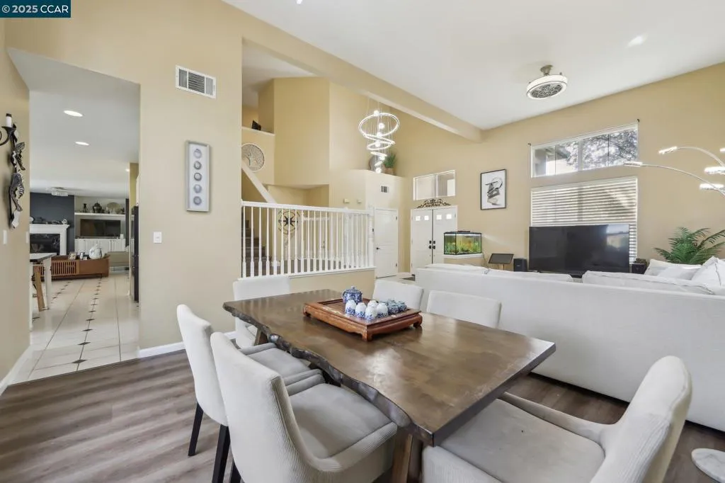 5004 Star Mine Way, Antioch, California 94531 home-pic-7