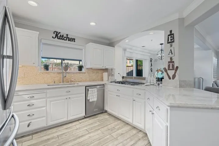 16935 Pine Way, Morgan Hill, California 95037