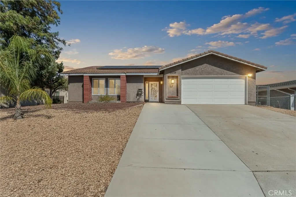 22658 Canyon Lake Drive N, Canyon Lake, California 92587 home-pic-0