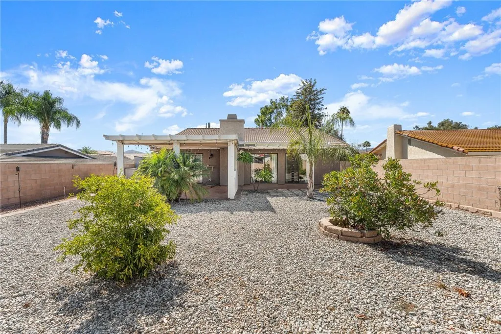 22658 Canyon Lake Drive N, Canyon Lake, California 92587 home-pic-23