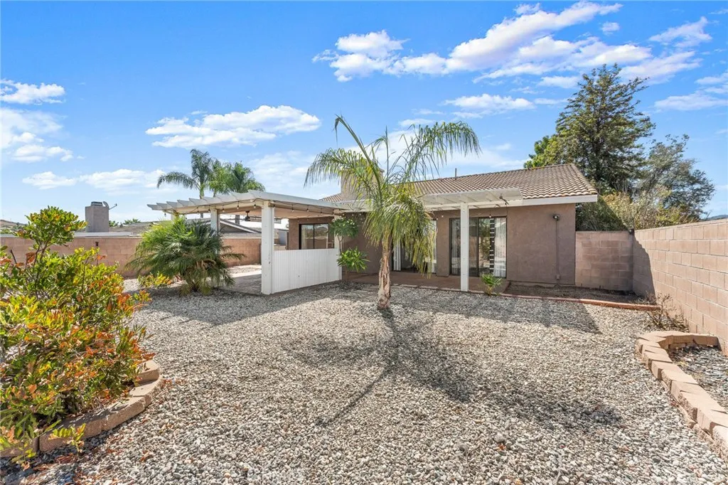 22658 Canyon Lake Drive N, Canyon Lake, California 92587 home-pic-24