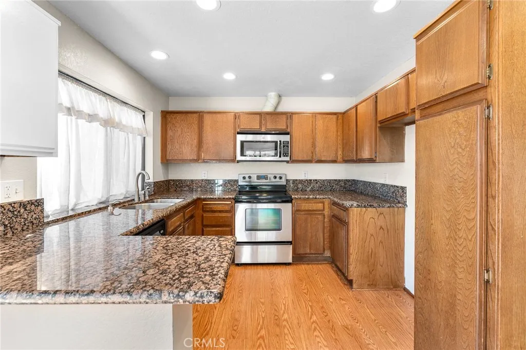22658 Canyon Lake Drive N, Canyon Lake, California 92587 home-pic-20