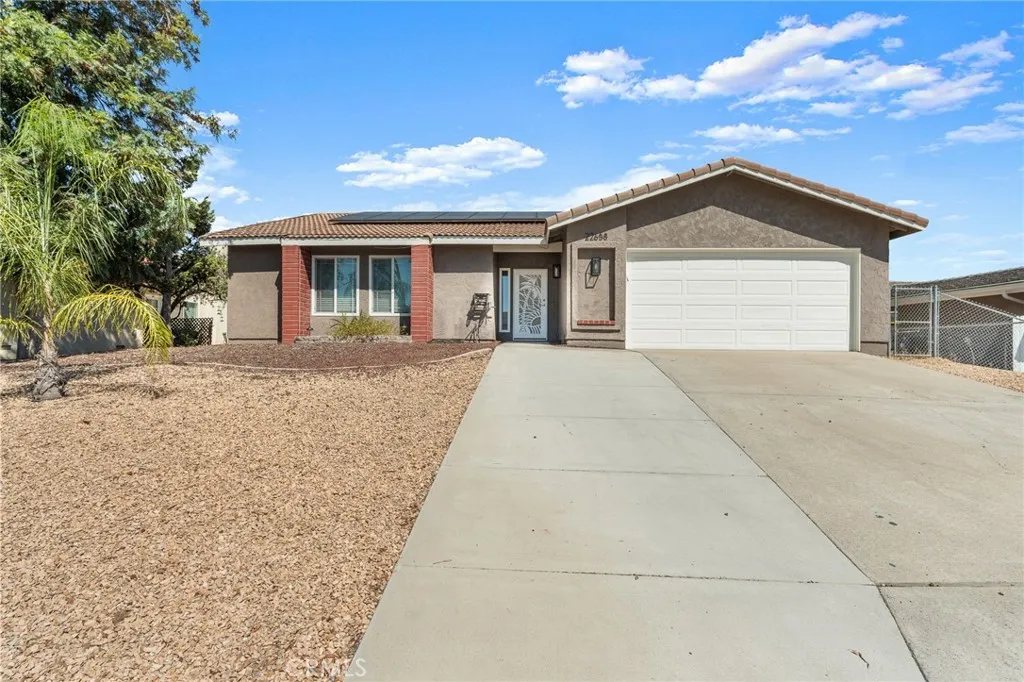 22658 Canyon Lake Drive N, Canyon Lake, California 92587 home-pic-40