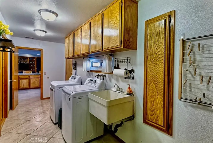 13152 Mission Street, Oak Hills, California 92344