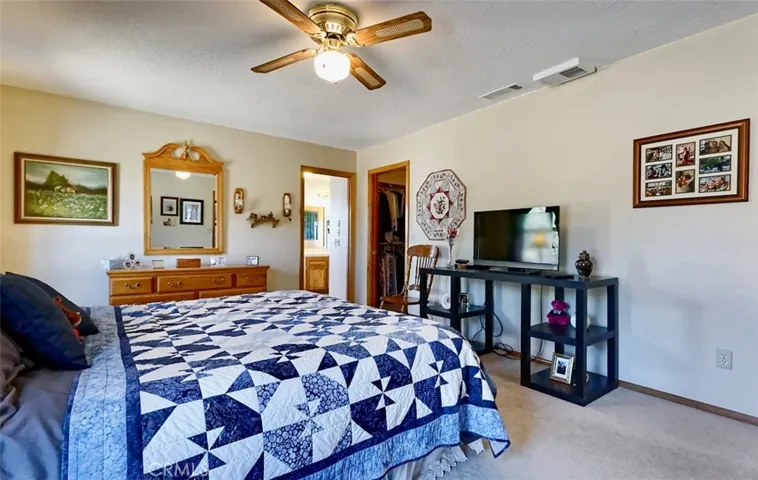 13152 Mission Street, Oak Hills, California 92344