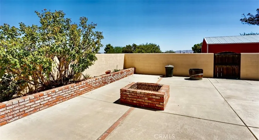 13152 Mission Street, Oak Hills, California 92344