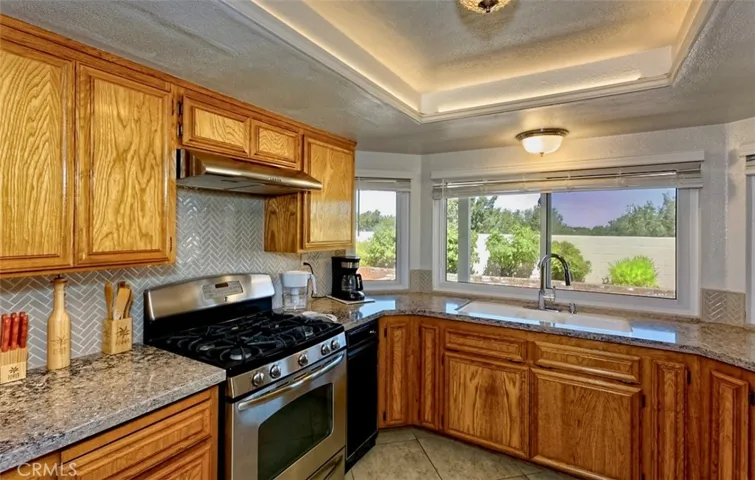 13152 Mission Street, Oak Hills, California 92344