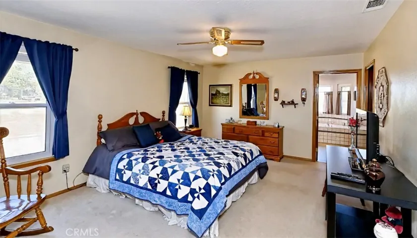 13152 Mission Street, Oak Hills, California 92344