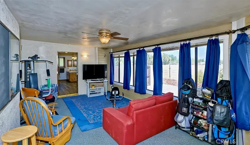 13152 Mission Street, Oak Hills, California 92344