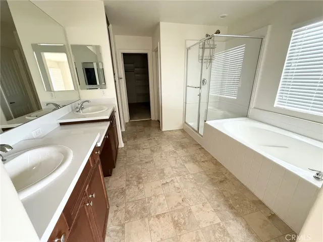 Master bedroom Full bath