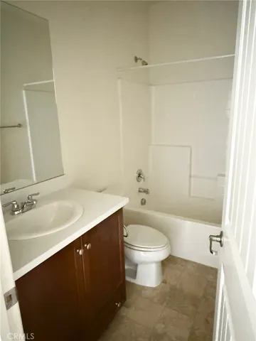 Downstairs Full bath
