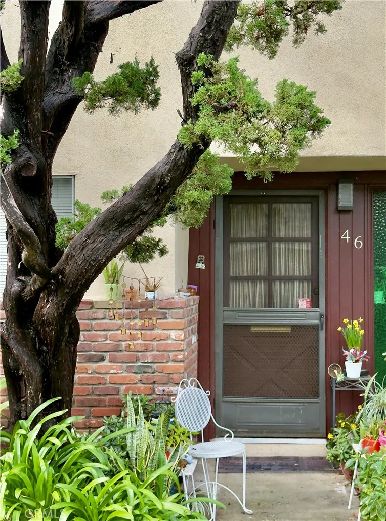 1919 Sherry Lane 46, Santa Ana, California 92705 home-pic-1