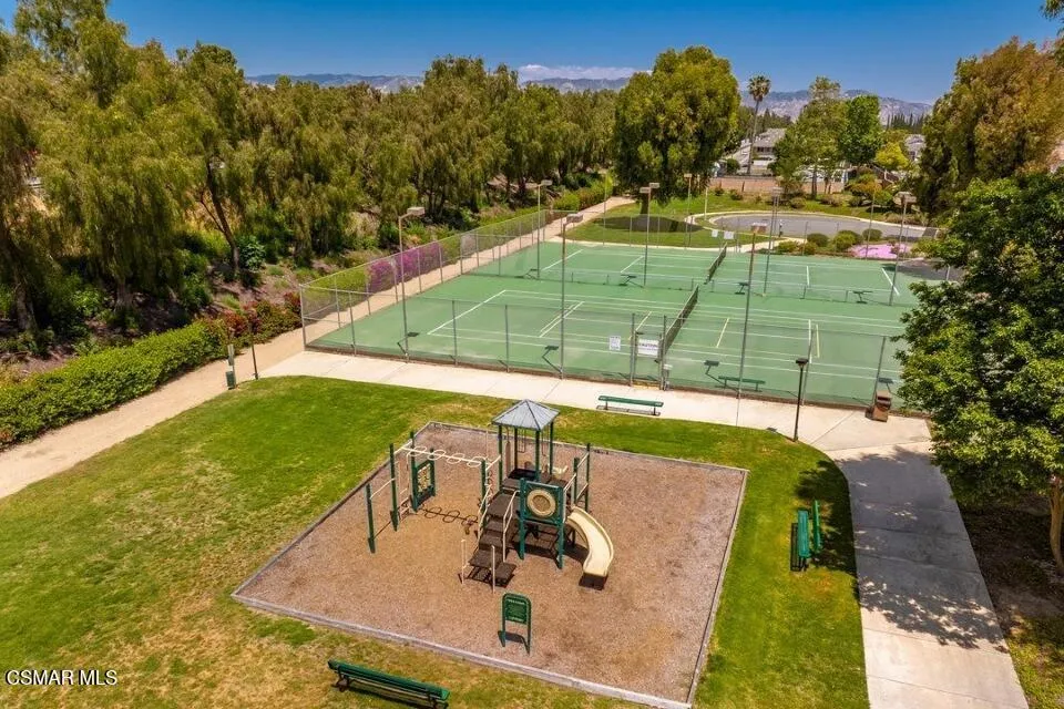 3306 Darby Street 402, Simi Valley, California 93063 home-pic-39