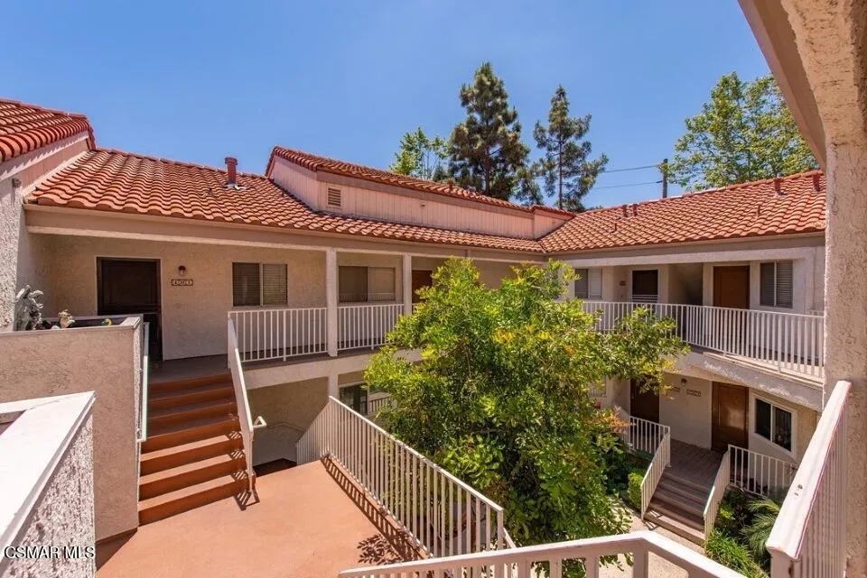 3306 Darby Street 402, Simi Valley, California 93063 home-pic-29