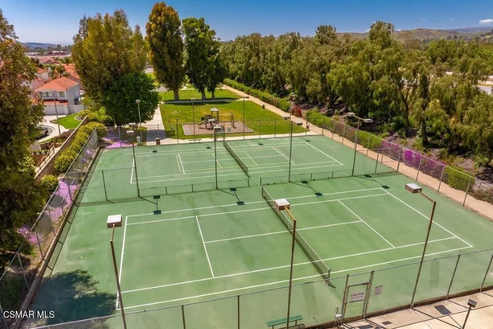 3306 Darby Street 402, Simi Valley, California 93063 home-pic-37