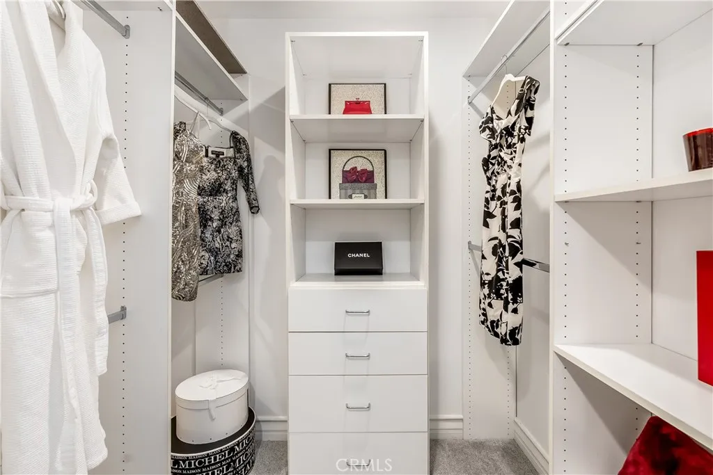 1417 S. Westgate 203, Los Angeles, California 90025 home-pic-4