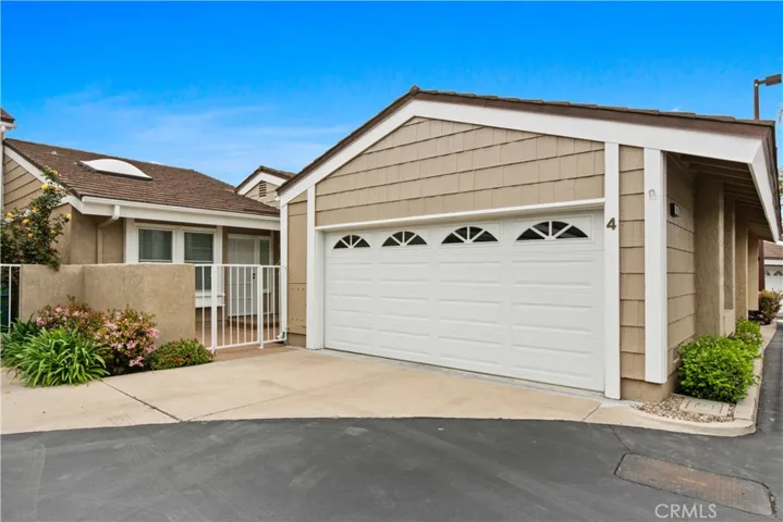 4 Greenbriar, Irvine, California 92604
