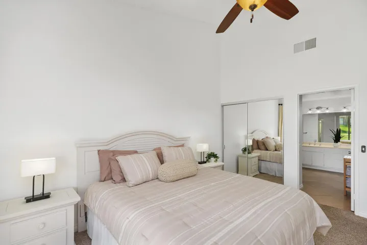 76495 Daffodil_PrimaryBedroom3