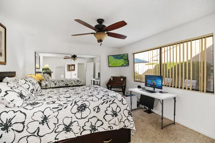 76495 Daffodil_Bedroom_Guest2