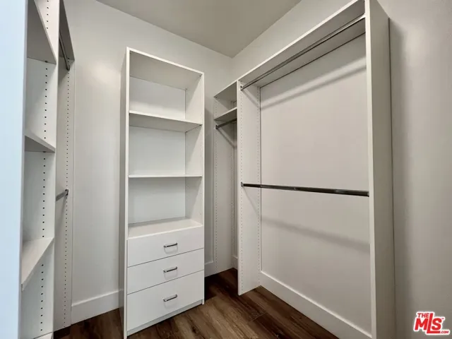 5801 Camerford Avenue 308, Los Angeles, California 90038