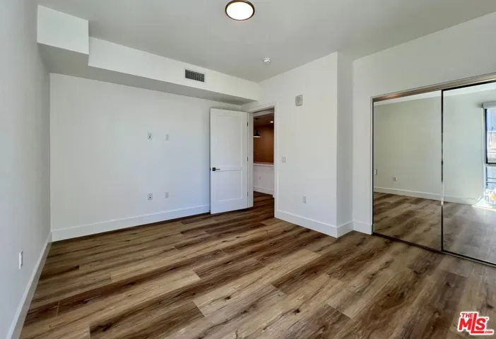 5801 Camerford Avenue 308, Los Angeles, California 90038