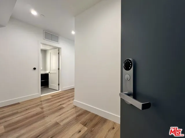 5801 Camerford Avenue 308, Los Angeles, California 90038