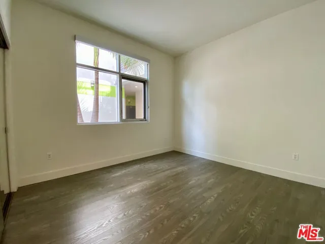 1232 N Kings Road 105, West Hollywood, California 90069