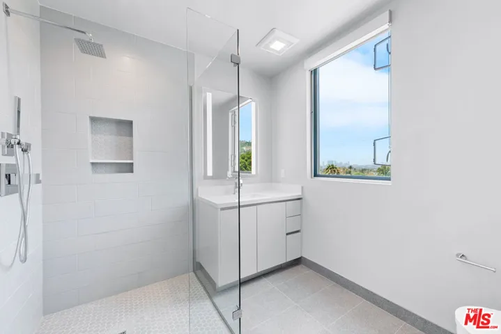 1001 N Fairfax Avenue Ph4, West Hollywood, California 90046