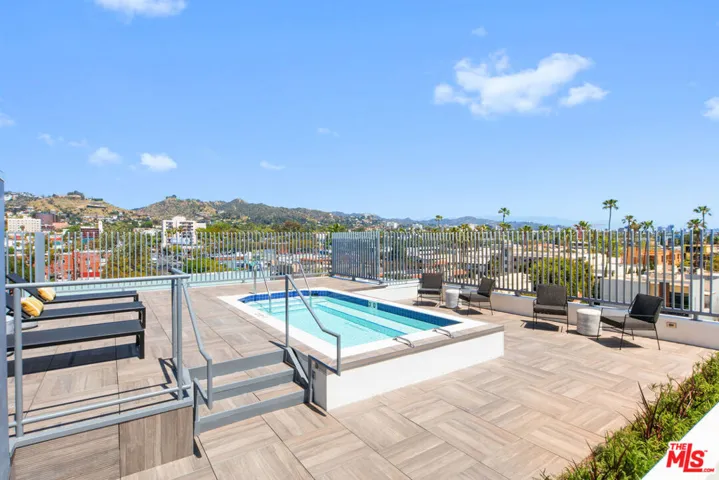 1001 N Fairfax Avenue Ph4, West Hollywood, California 90046