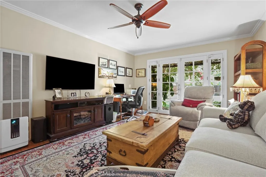 4758 El Molino Avenue, Riverside, California 92504 home-pic-17