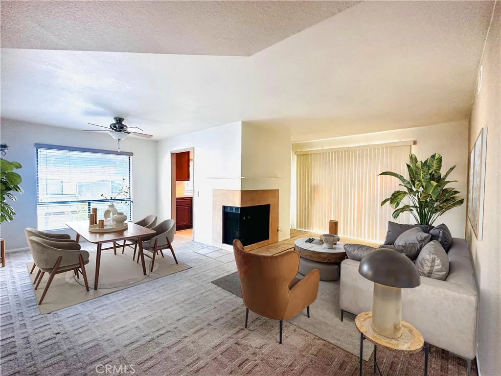 23 Hollyhock Lane 226, Aliso Viejo, California 92656, 2 Bedrooms Bedrooms, ,1 BathroomBathrooms,Residential,For Sale,Hollyhock,OC25196062