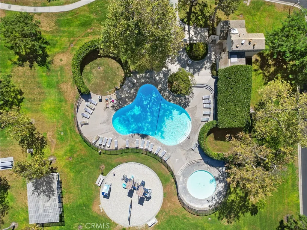 30 Woodland Drive, Irvine, California 92604 home-pic-38