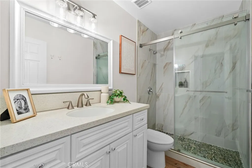 30 Woodland Drive, Irvine, California 92604 home-pic-31