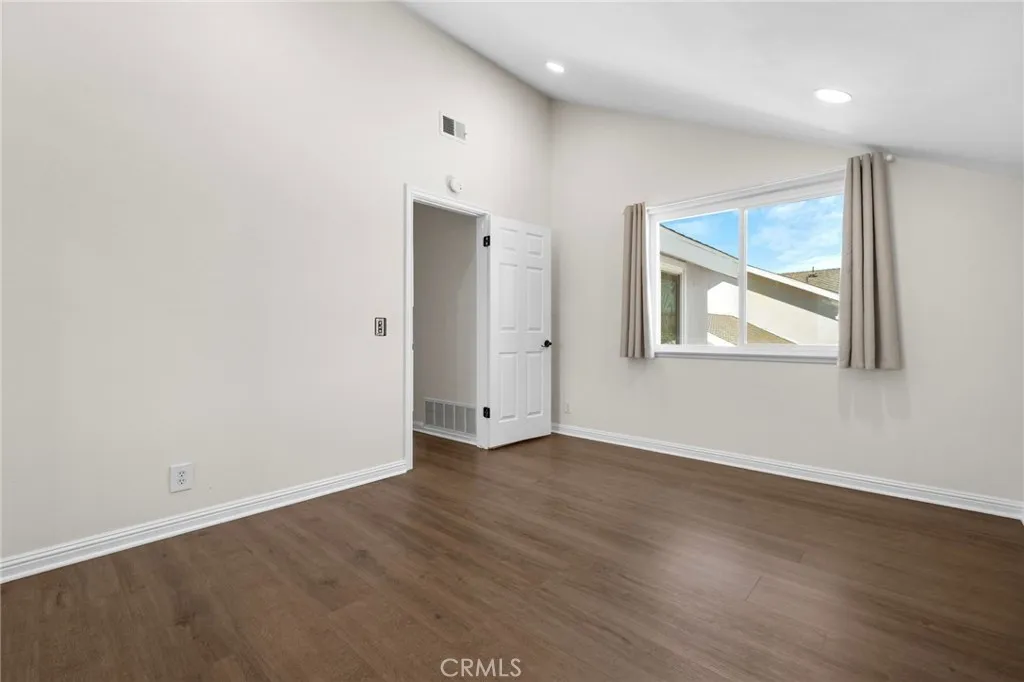 30 Woodland Drive, Irvine, California 92604 home-pic-30