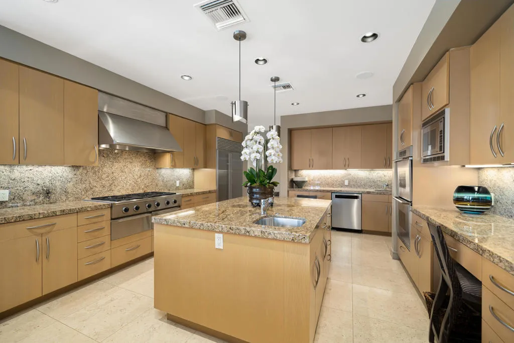 45 Mirada Circle, Rancho Mirage, California 92270 home-pic-10
