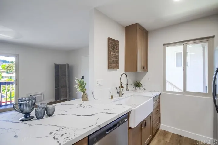 6548 Bell Bluff Avenue, San Diego, California 92119