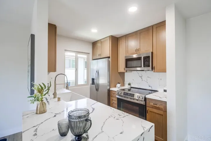 6548 Bell Bluff Avenue, San Diego, California 92119