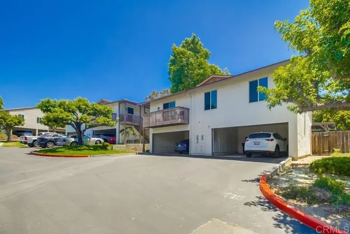 6548 Bell Bluff Avenue, San Diego, California 92119