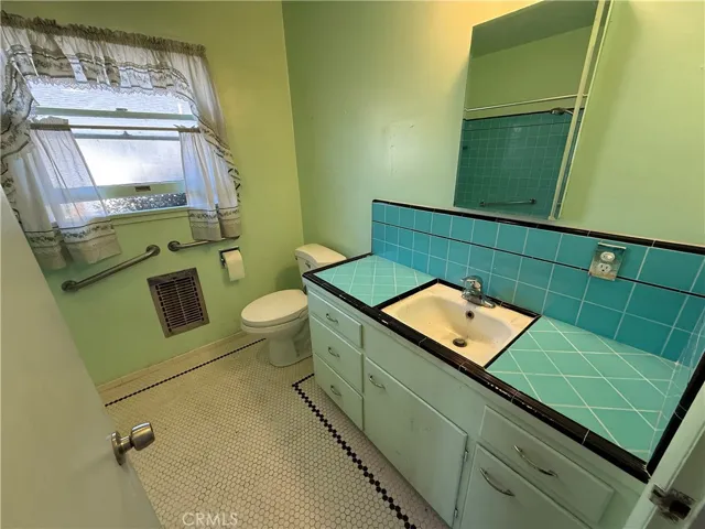 643 Mitchell Drive, San Luis Obispo, California 93401