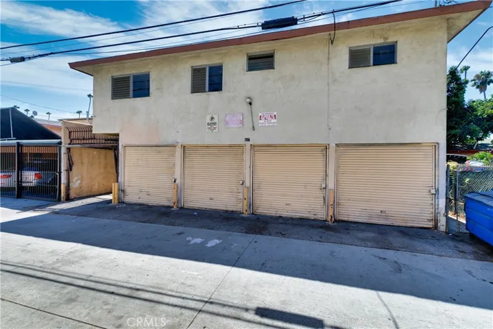 517 E 97th Street, Inglewood, California 90301