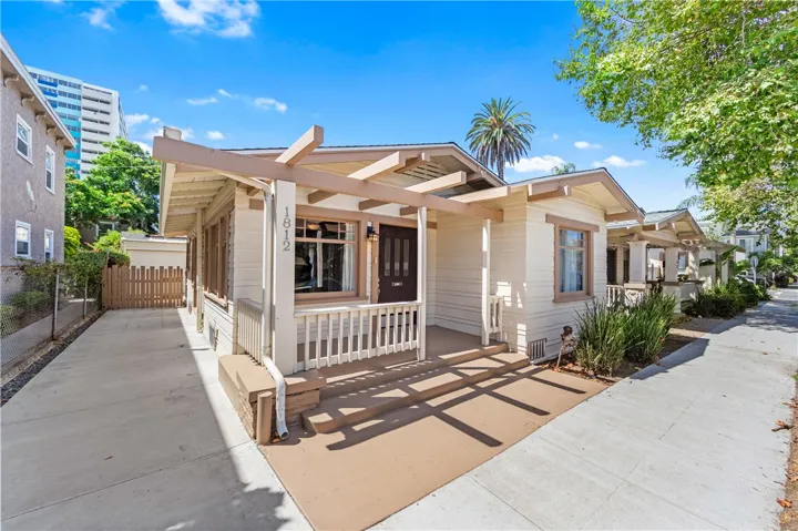 1812 1st Street, Long Beach, California 90802