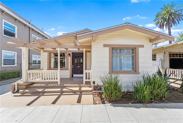 1812 1st Street, Long Beach, California 90802