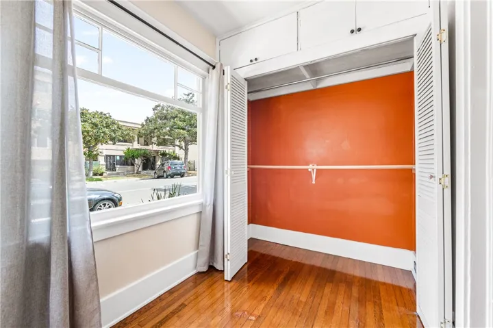 1812 1st Street, Long Beach, California 90802